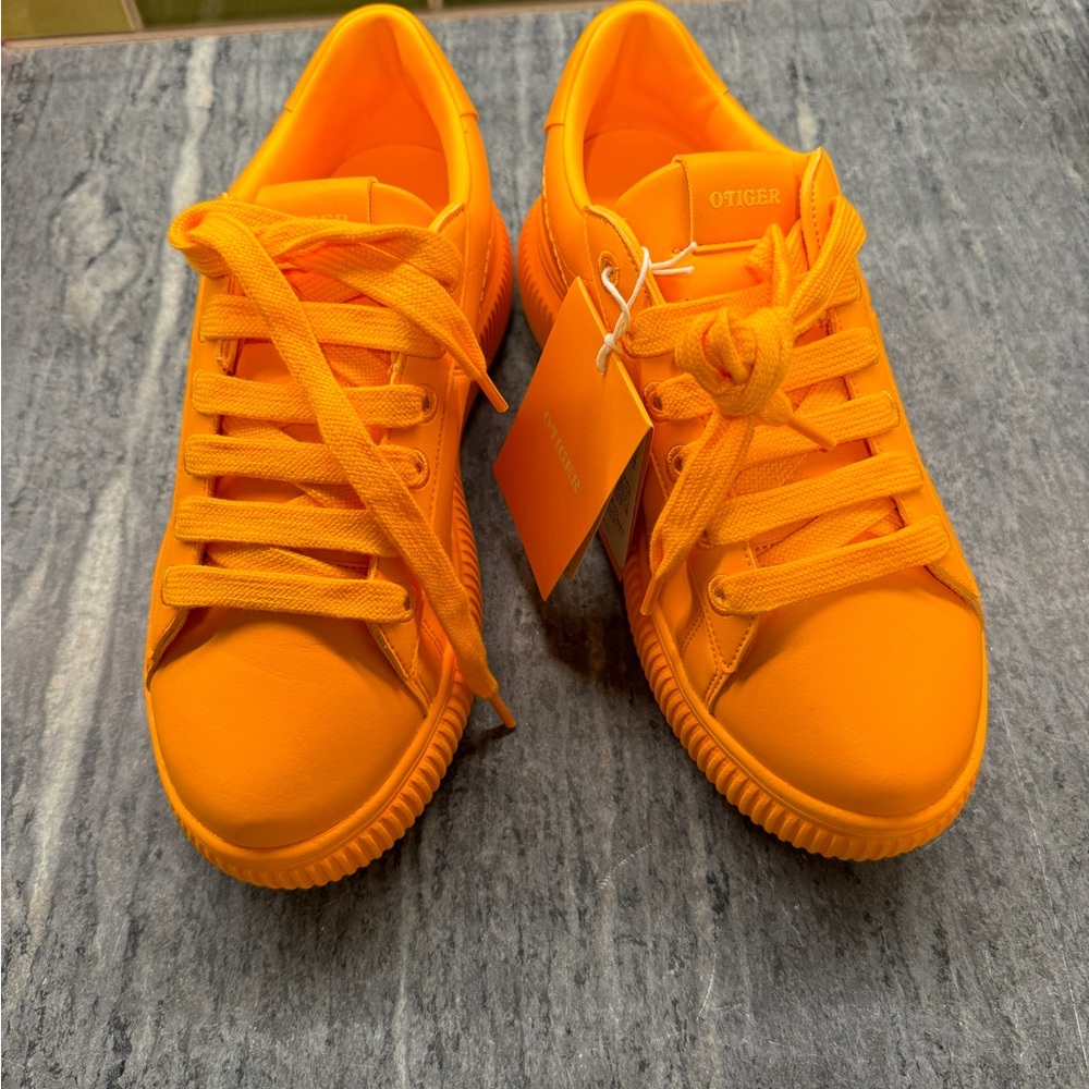 Onitsuka Tiger Otiger Court 'Tiger Orange'- size 8, 39.5